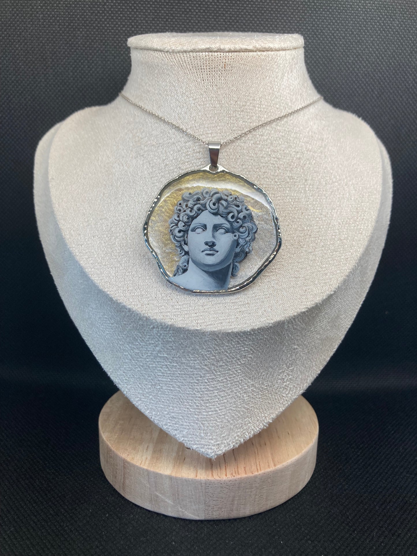 Apollo🏛️